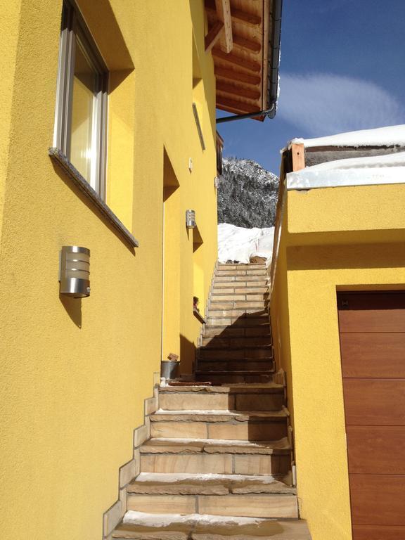 Haus Aperies Apartment Pettneu am Arlberg Ngoại thất bức ảnh
